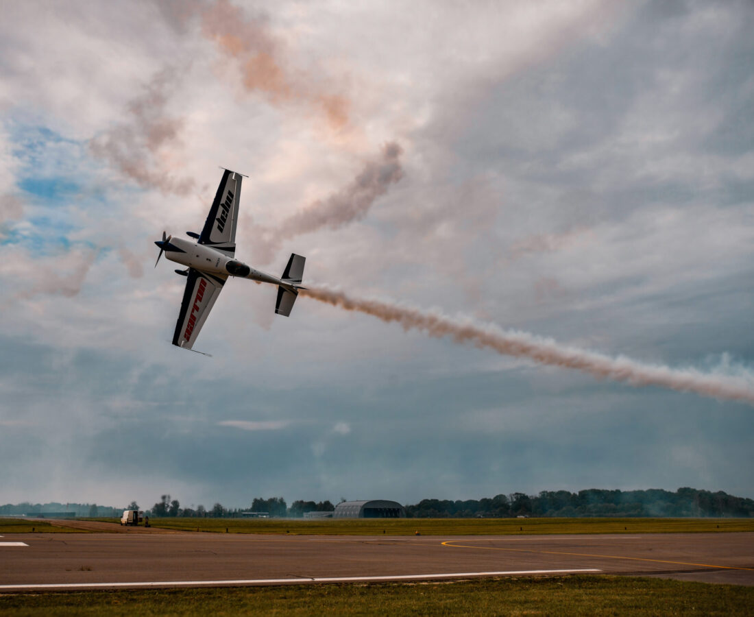 Spectators Fans Brand Ambasador Fying Plane Aarron Deliu