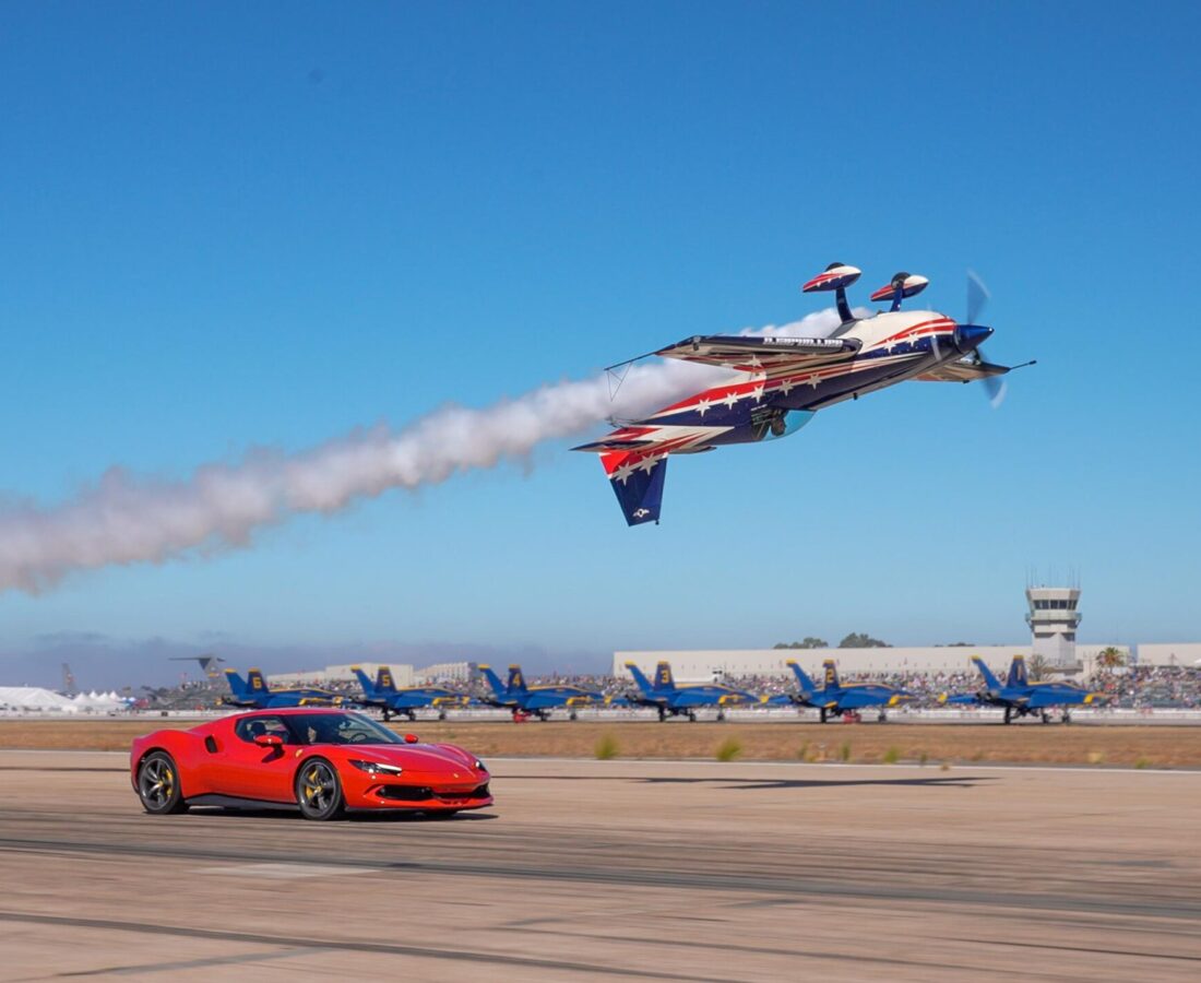 Spectators Fans Brand Ambasador Fying Plane Aarron Deliu